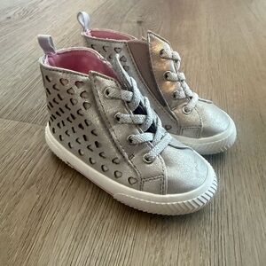 Sneakers w/ heart cutouts